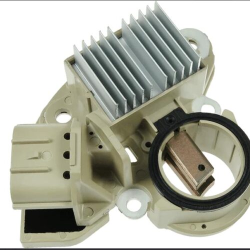 REGULATOR 12V NISSAN PATHFINDER/NAVARA 2.5L DCi 3-PIN (C-S-L)